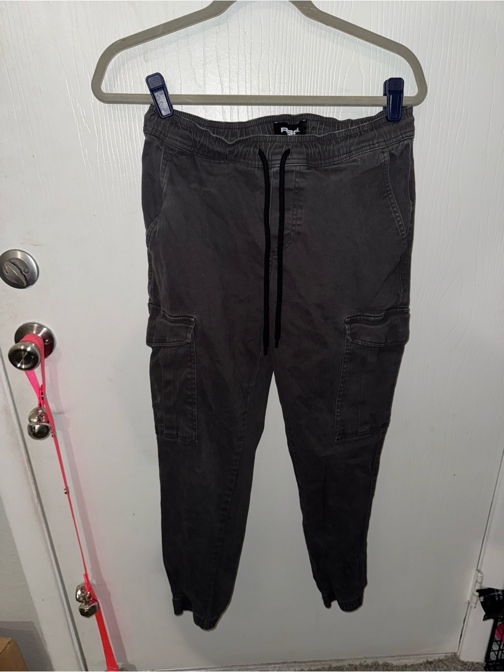 RSQ Men’s Small Gray Cargo Jogger Pants Stretch Drawstring Elastic Waist
